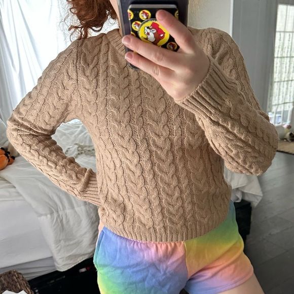 American Eagle Tan Cropped Cable Knit Sweater - Picture 1 of 8